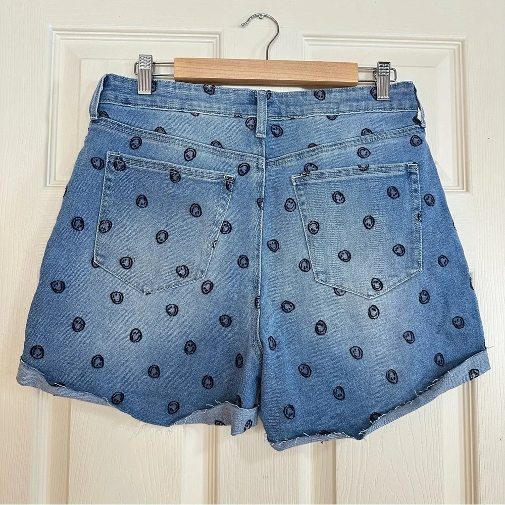 EU BP Smiley Embroidered High Rise Denim Mom Shorts